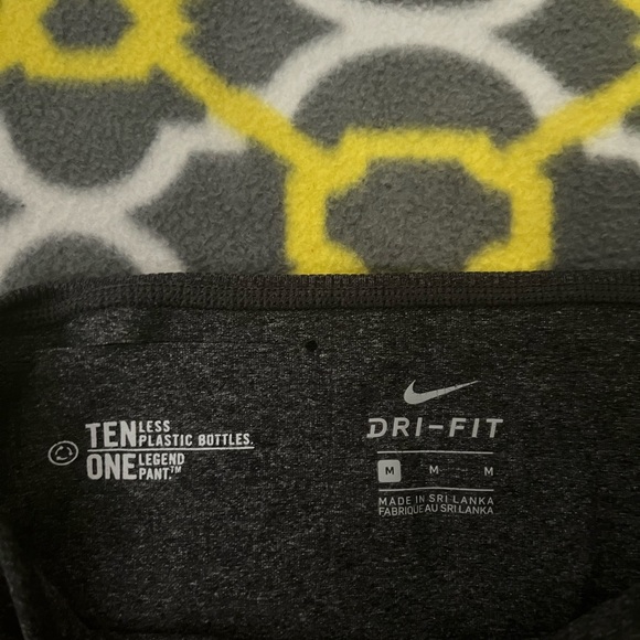 Nike Dri-Fit pants - Picture 4 of 4